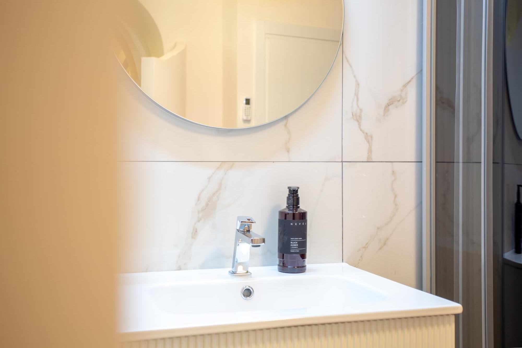 Oliviero - Piazza Navona Suite Rome Exterior photo